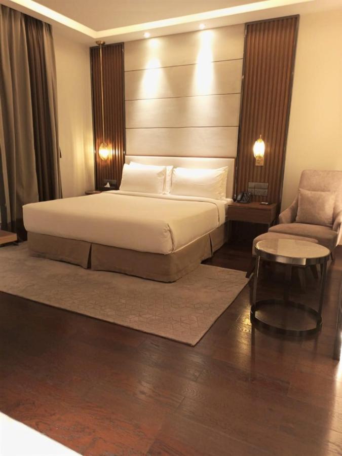 Best Western Plus Maya - Luxury Collection Hotel Dhaka Exteriör bild